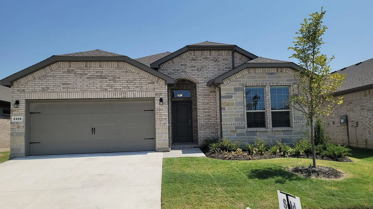 Building Photo - 2208 Tucana Way