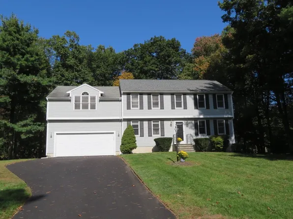 9 Larson Farm Dr, Norton, MA 02766