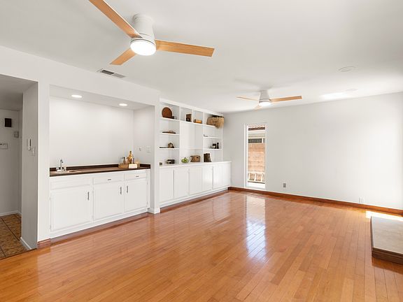 3rd image of 2268 W 232nd St