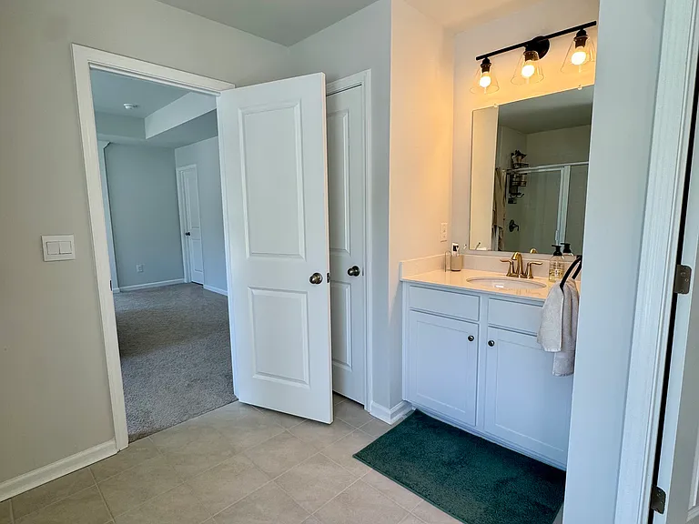 340 Dickerson Ln — Photo 43