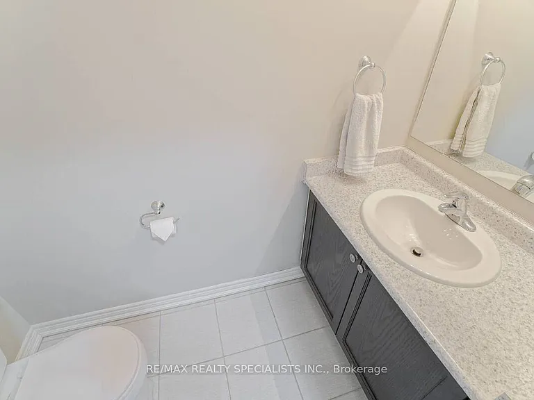 70 Bradbury Rd — Photo 15