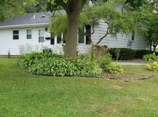 5318 Healy Ln, Monona, WI 53716
