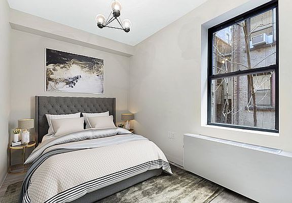 4th image of 125 W 16th St #2B