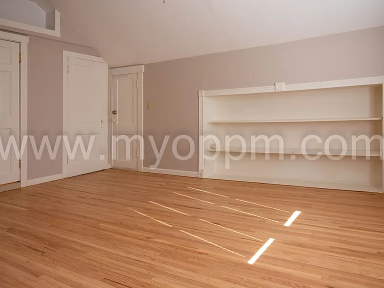 4202 Barker Ave — Photo 2