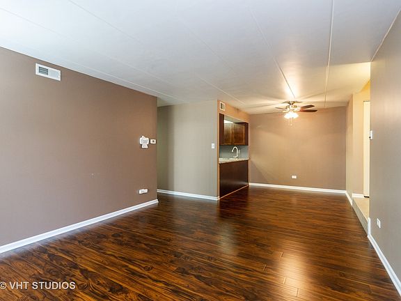5th image of 4930 134th St APT 104