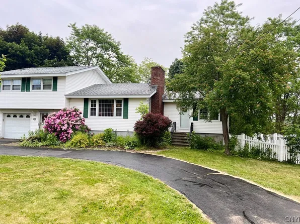 828 County Route 25, Oswego, NY 13126