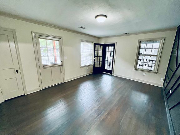 3rd image of 3583 Tutwiler Ave