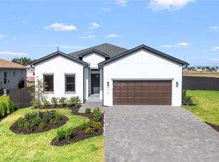 1221 NE 6th Place Cpe, Coral, FL 33909