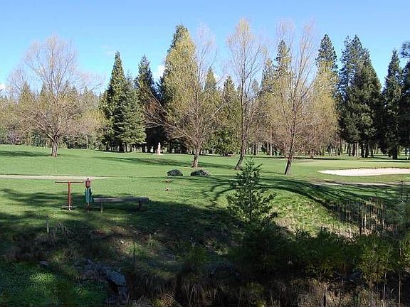 2nd image of 26601 Golf Links Dr