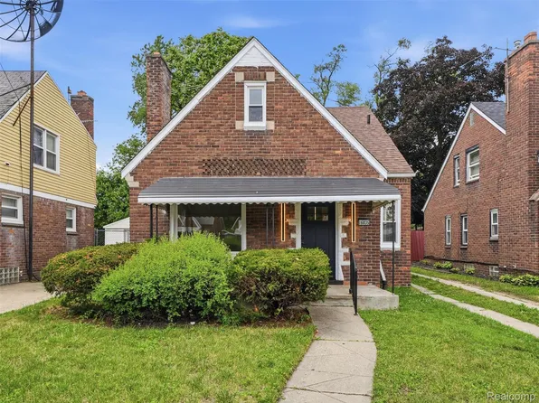 16835 Lesure St, Detroit, MI 48235