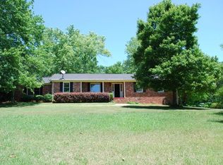 3340 Springdale Forrest Cir, Gainesville, GA 30506