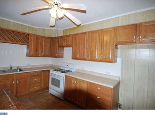 117 Chain St, Norristown, PA