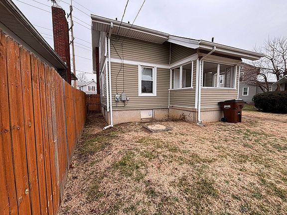2nd image of 1806 Tytus Ave