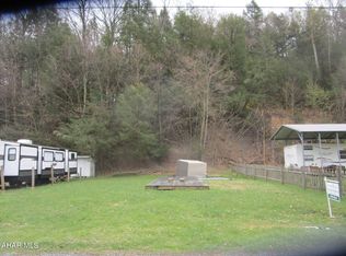 327 N North Locust Ln, Flinton, PA 16640