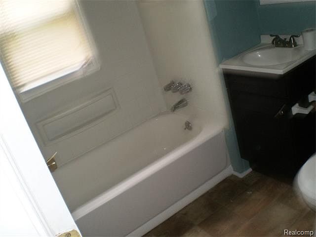 2nd image of 7908 Sarena St