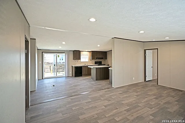 1358 Bartels Ct — Photo 6