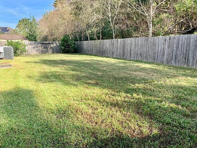 2902 Beacon Grove St — Photo 19