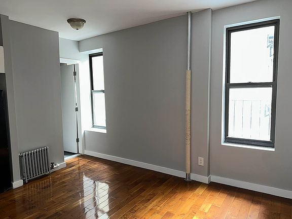 3rd image of 1571 Lexington Ave APT 5