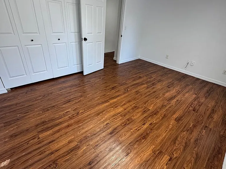 1718 NE 3rd St — Photo 14