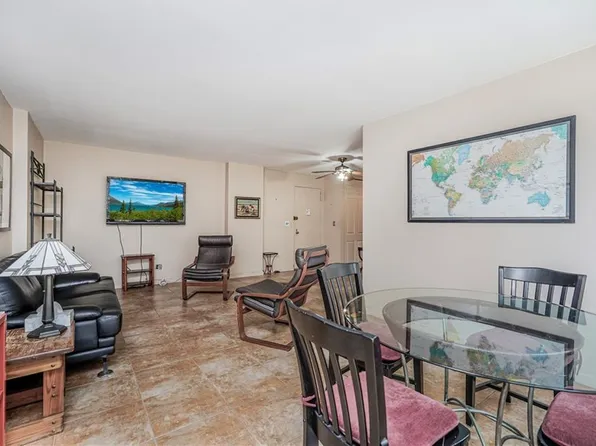 2928 West 5th Street image 5 of 20