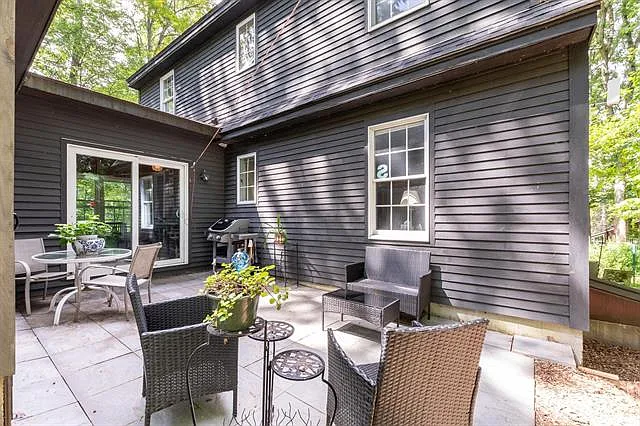 4 Hillrise Ln — Photo 7