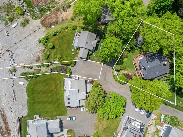 11 Talpey Avenue, York, ME 03909