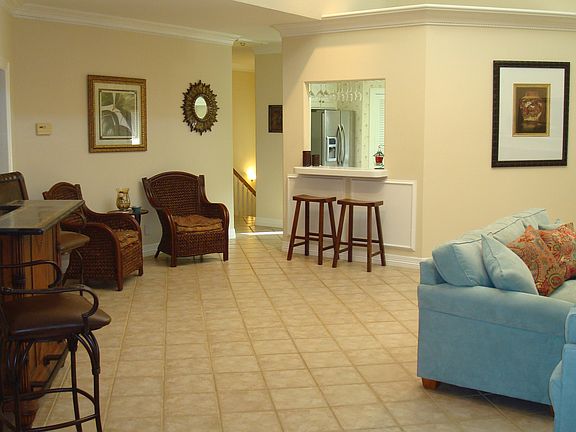 5th image of 215 Beachwalk Ln