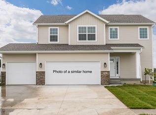 2406 Royal Oak Rdg, Marion, IA 52302