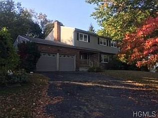 1st image of 35 Clintonwood Dr
