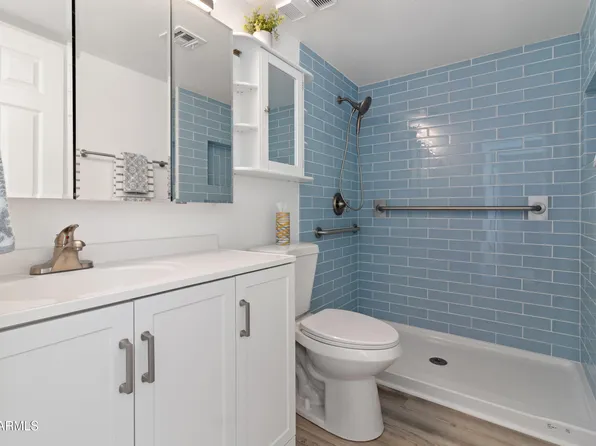 3033 E DEVONSHIRE Avenue #2005, Phoenix, AZ 85016