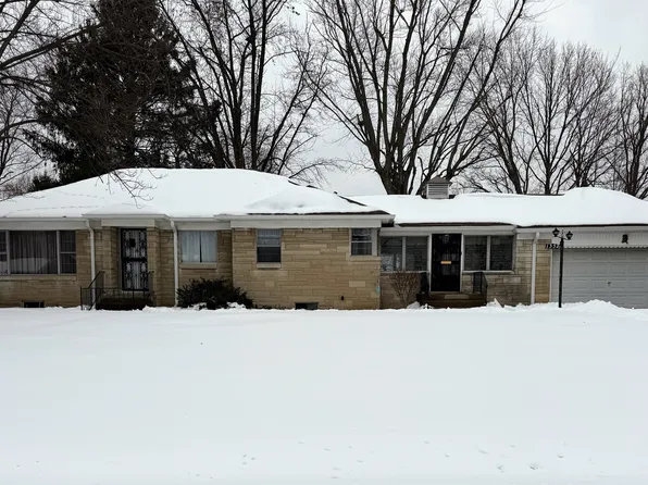 1352 Maynard Dr, Indianapolis, IN 46227