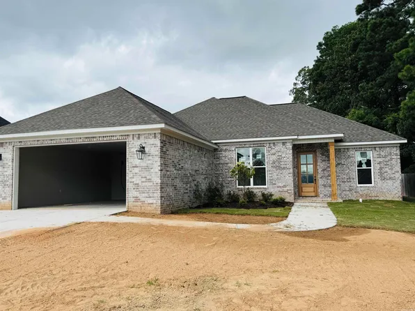 (undisclosed Address), White Hall, AR 71602
