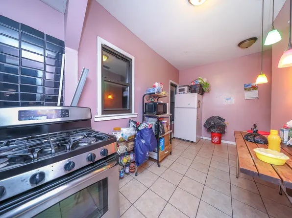 182 Morningstar Road image 11 of 16