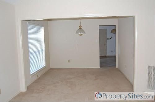 2nd image of 1837 Pueblo Dr