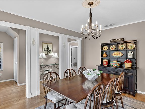 3rd image of 8261 Club Meadows Dr
