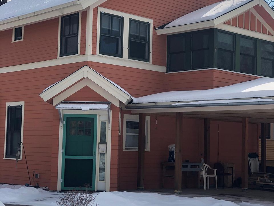1st image of 137 Leslie St
