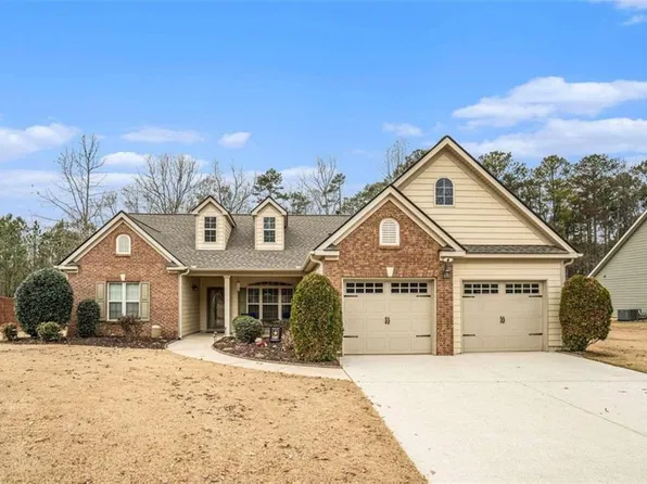 311 Smallwood Ln, Douglasville, GA 30134