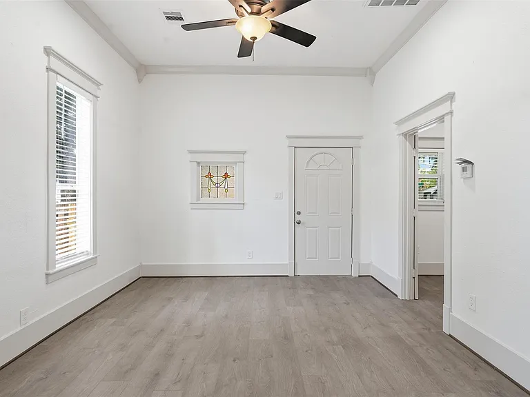 514 Vincent St #B — Photo 6