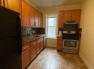 515 82nd St APT 3, Brooklyn, NY 11209