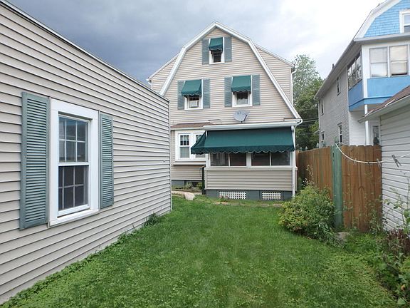 4th image of 19 Church St