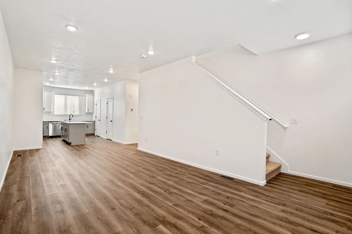 Building Photo - Walton Lane