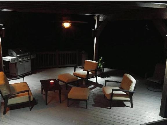 Pergola w/ lights and ceiling fan