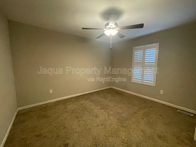 10950 Poplar Bluff Ct — Photo 12