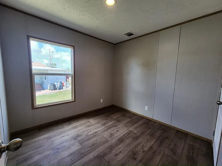 12 Eland Dr #12 — Photo 11