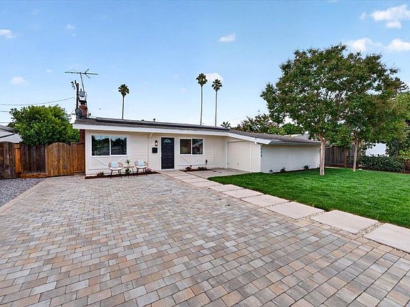 2nd image of 224 Marianna Way
