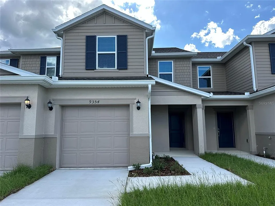 9354 Westside Hills Dr