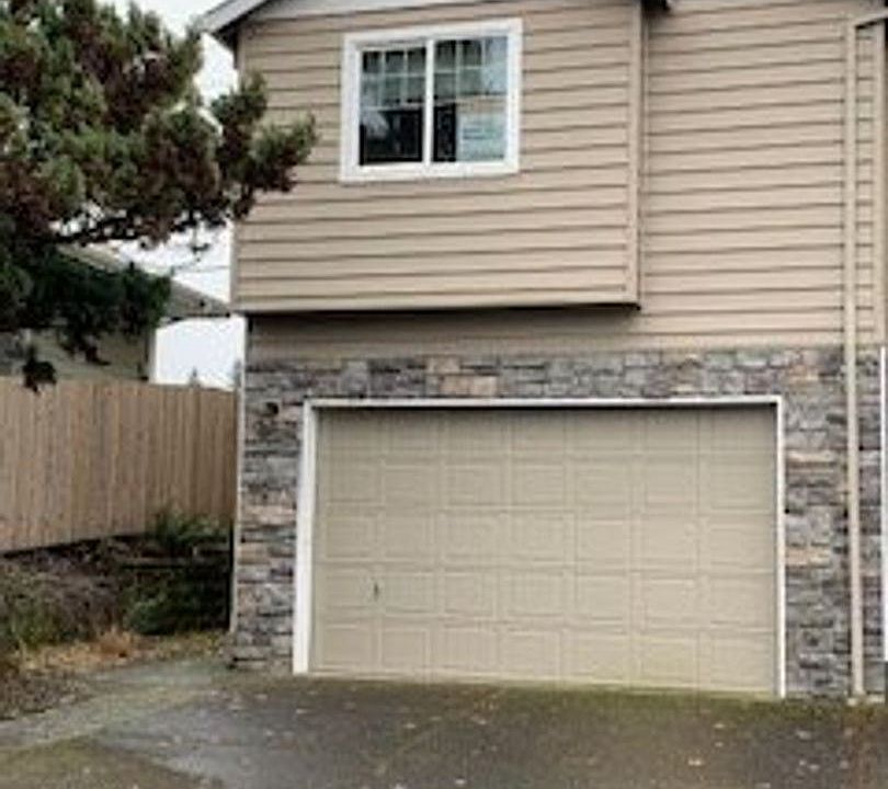 1st image of 7812 NE 24th Ct
