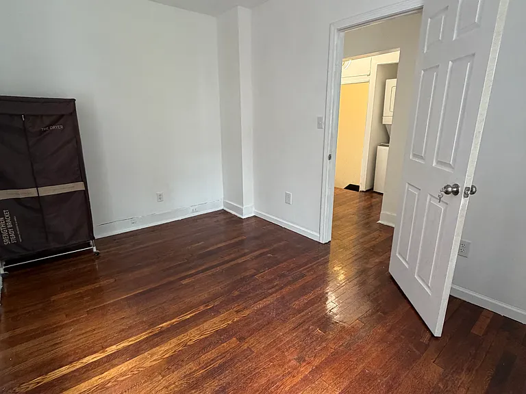 2036 Wightman St — Photo 10
