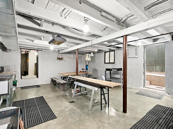 5th image of 58-25 57th St #1