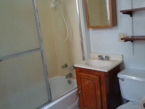 4th image of 1750 N Hoyne Ave APT 1F